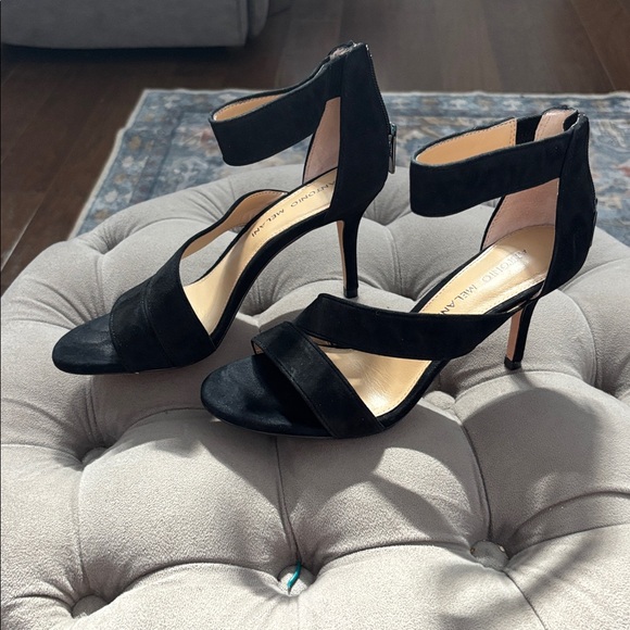 Antonio Melani Black Strappy Sandals - Picture 2 of 2